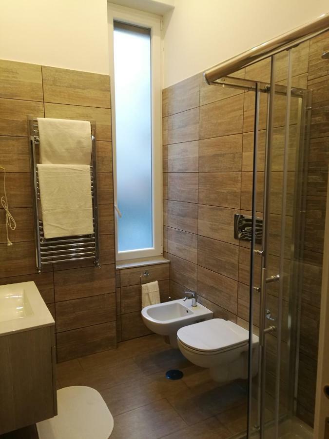 B&B Marange Napoli Bagian luar foto
